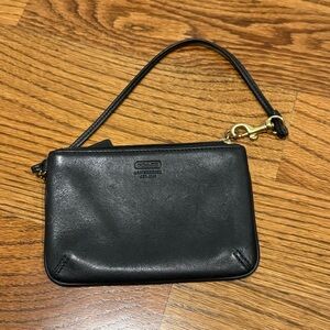 Vintage Coach Black Leather Wristlet